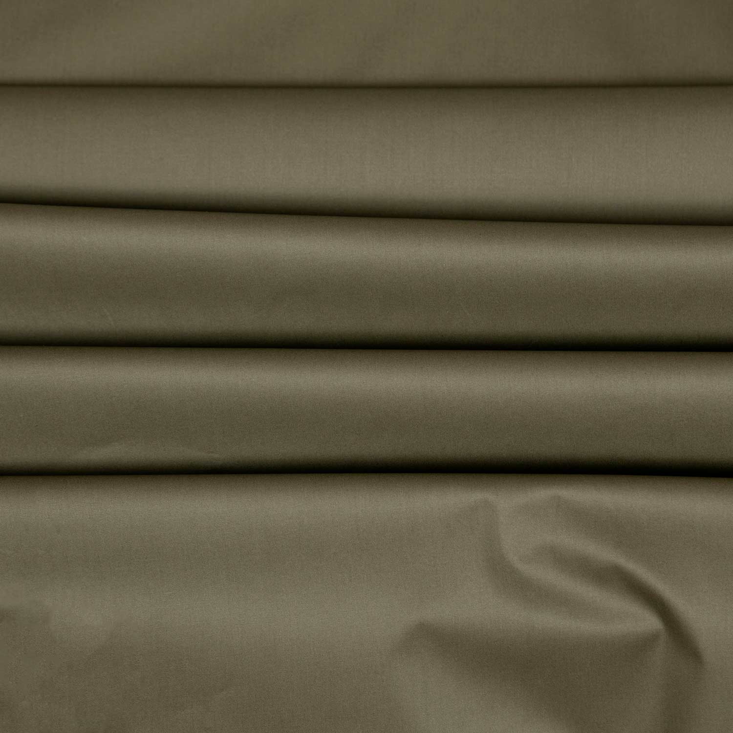 Tessuto 100% cotone paper-touch tinta unita verde militare 