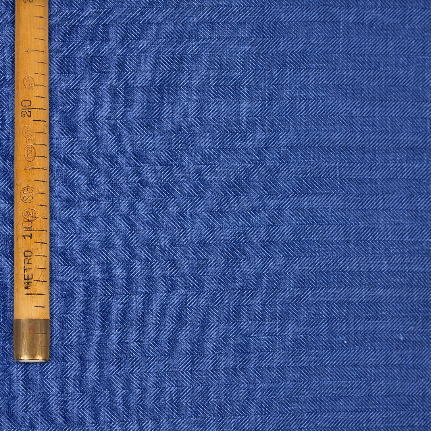 Pure Raisin Linen - Nefertiti