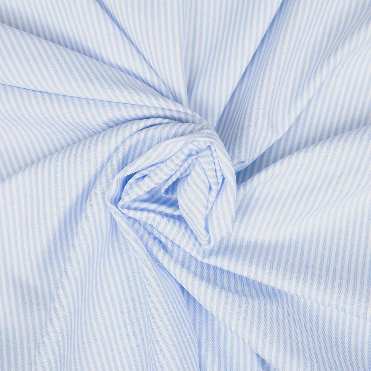 Tessuto panama in 100% cotone washed celeste pallido con righe verticali a contrasto