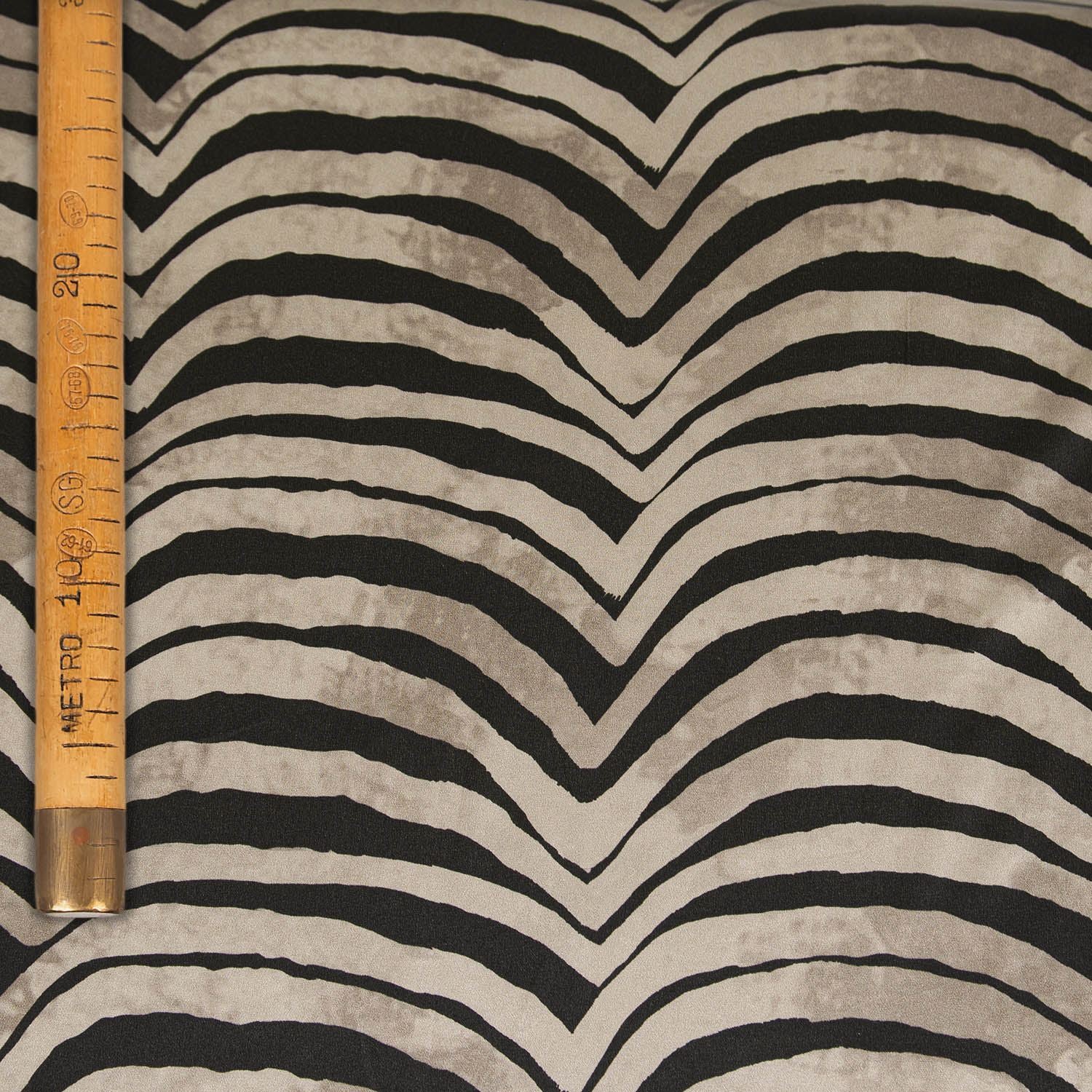 Animal Print Silk Satin - Mamba