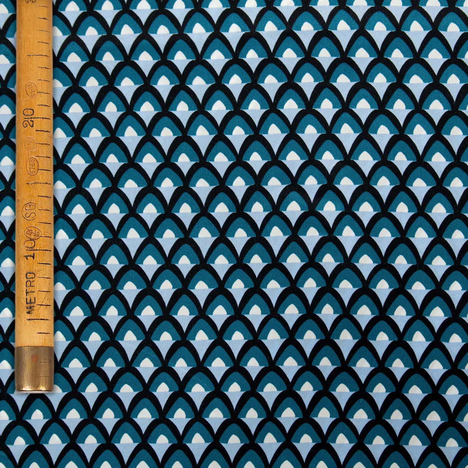 Silk Crêpe de Chine - Scales