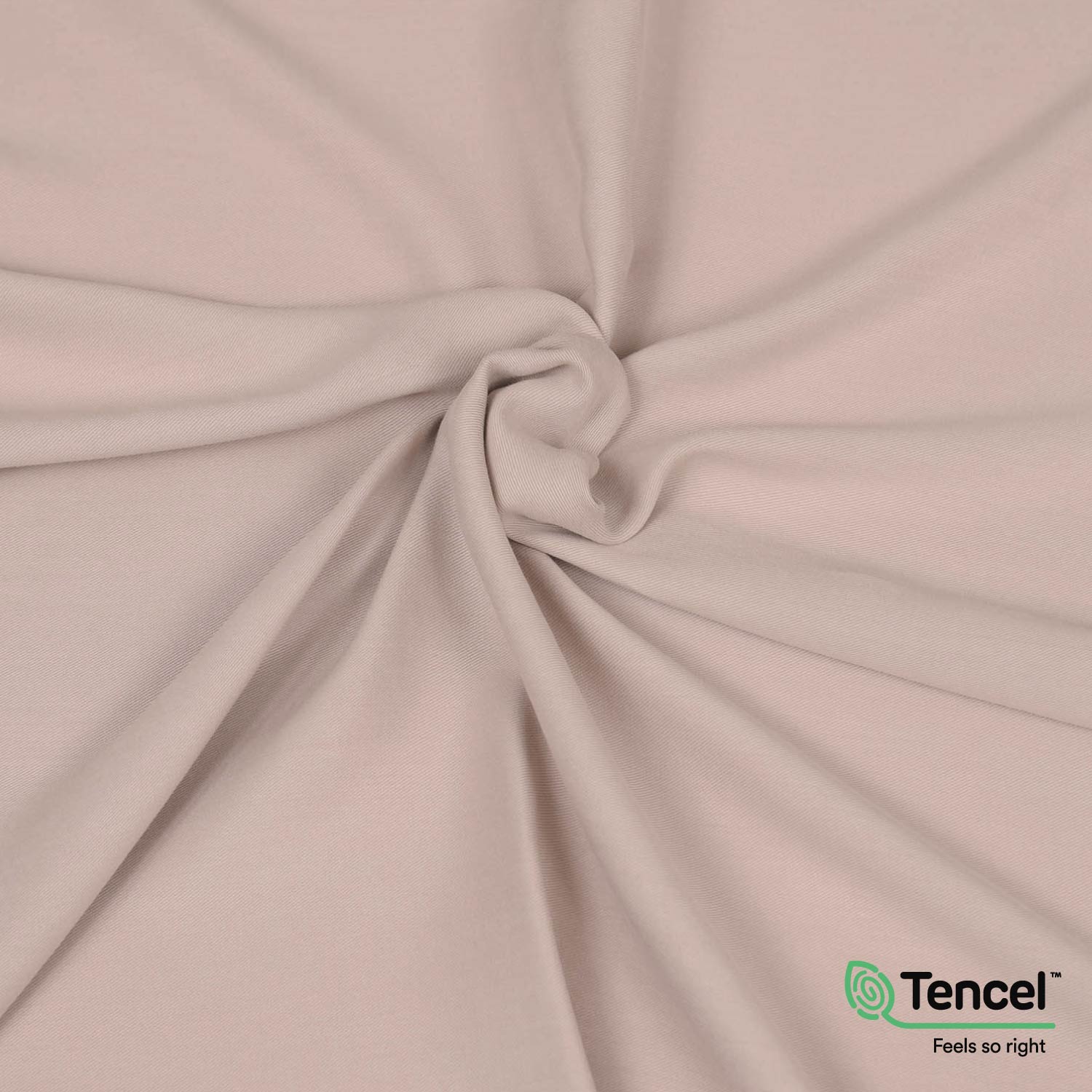 Tessuto twill in Tencel™ morbido e sostenibile, con drappeggio fluido, fibra ecologica dall’eucalipto, ideale per gonne, camicie, vestiti, pantaloni, completi. Color perla