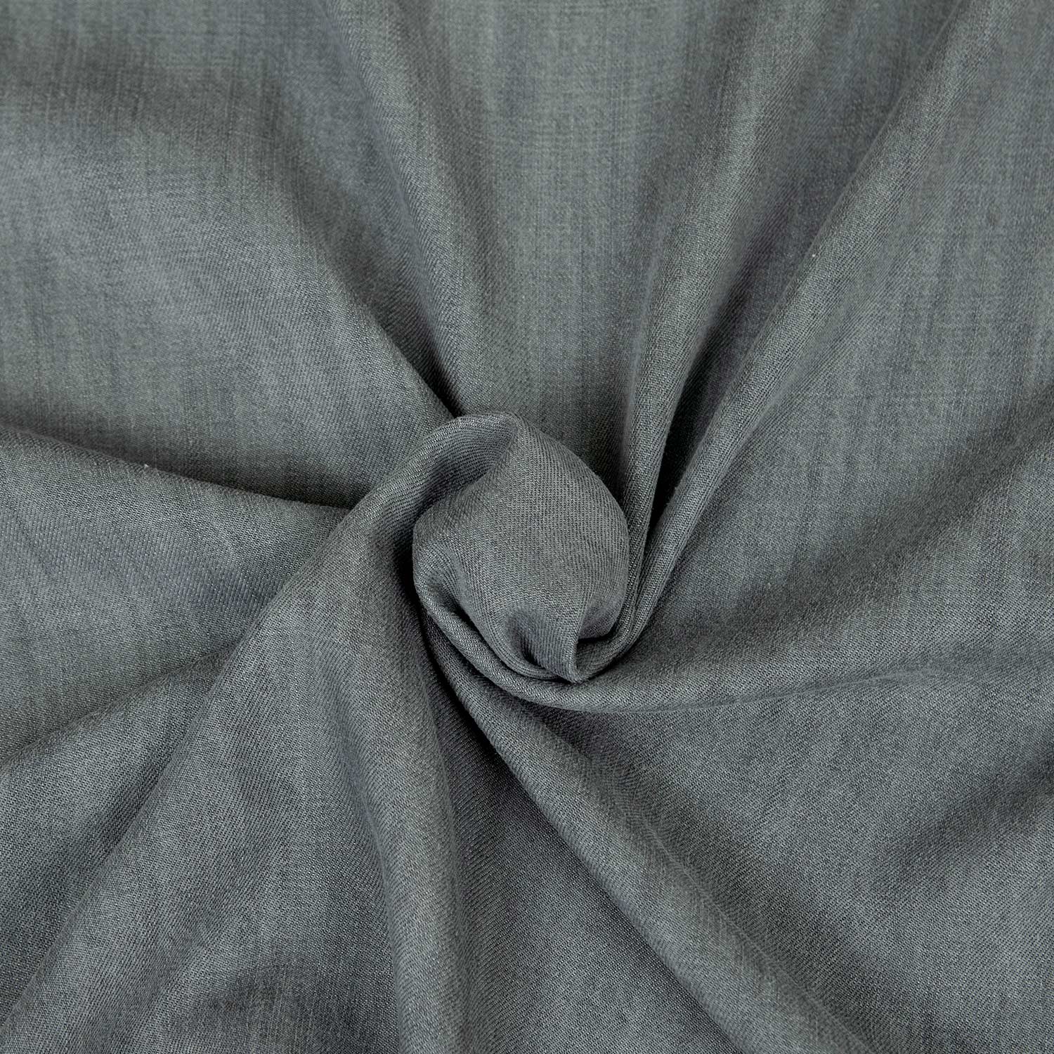 Tessuto Tencel Lyocell grigio perla al metro, stoffa dalla mano morbida e dalla caduta elegante.
