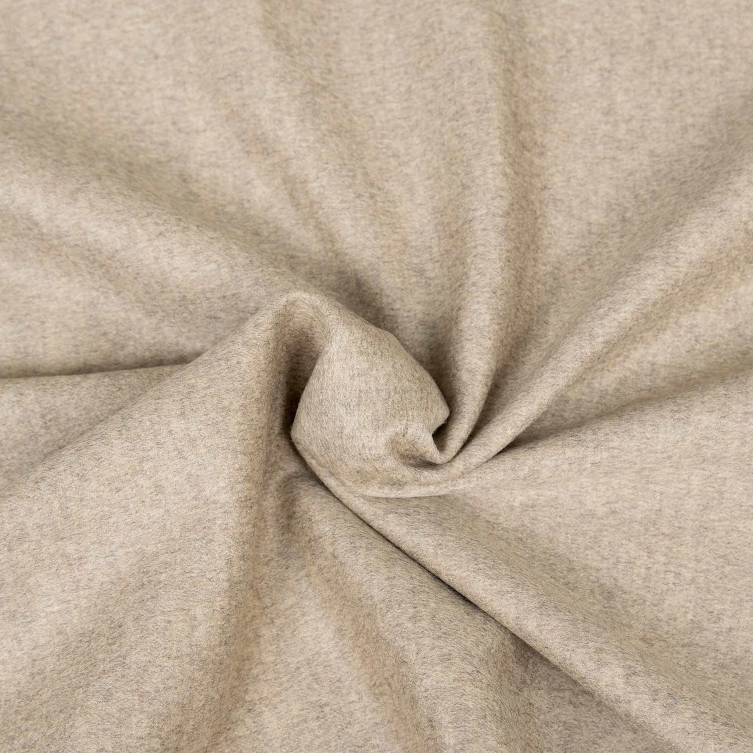 Tessuto in puro cashmere 100% colore beige, morbido e caldo, taglio da 1 metro con peso 700 g/mt, perfetto per cappotti e capi sartoriali invernali.